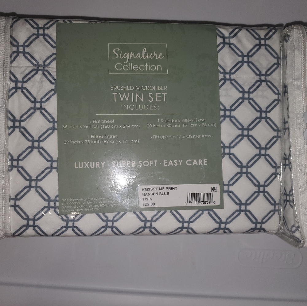 Twin blanket set